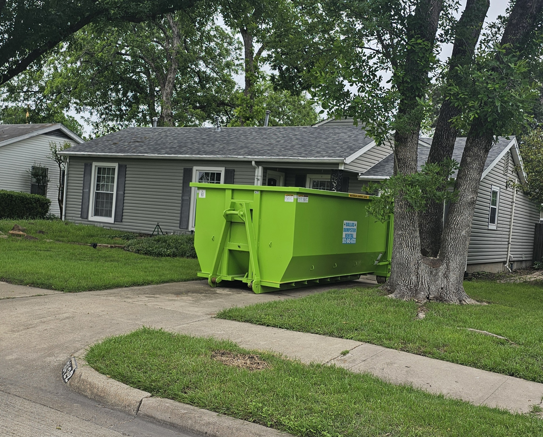 Dallas dumpster rental gallery image 9